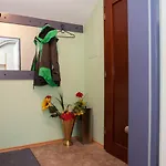 Διαμέρισμα Welcome In - 4-17 Mit Balkon, Abstellraum Und Holzofen