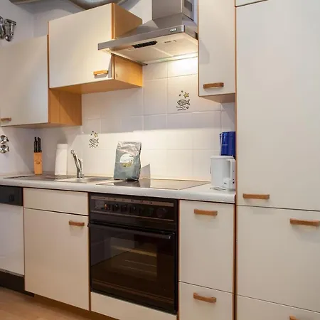 Welcome In - 4-17 Met Balkon, Berging En Houtkachel